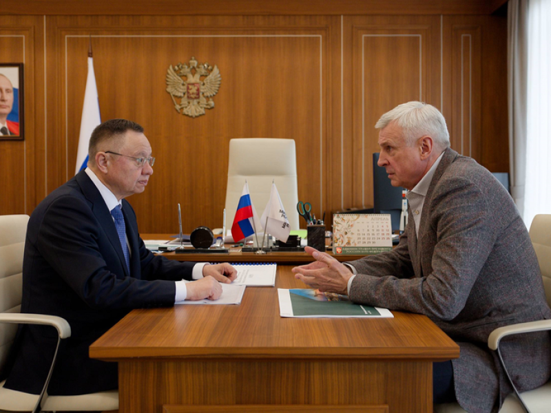 Губернатор Магаданской области в социальных сетях