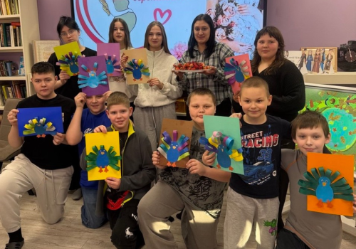 «Птицы счастья», колыбельные и клубничный сюрприз